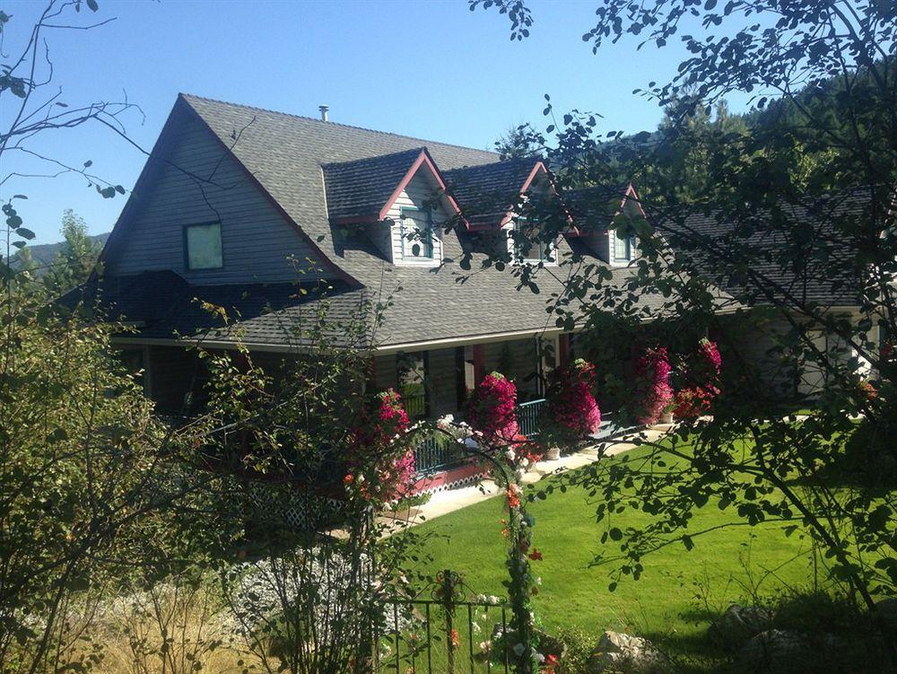Eagle'S Nest B&B Lake Country エクステリア 写真